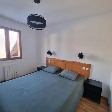 Apartment Puy Saint Vincent T2 Balcon Super Panorama Avec Parking Prive Couvert Et Piscine L'ete
